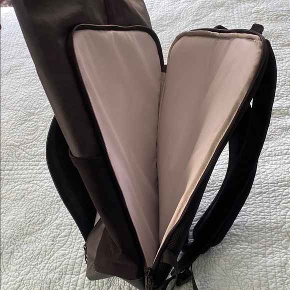 Waterproof MiiR Backpack - Picture 11 of 11